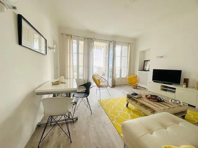 Appartement Roi Albert 칸느 아파트